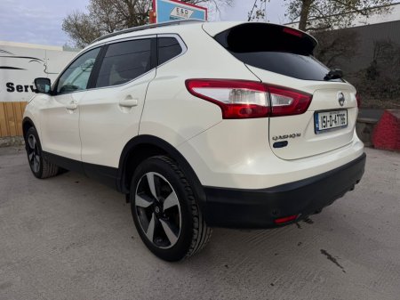 2015 Nissan Qashqai 1.5 DCI 110PS 5DR N-TEC+ €10,800 thumbnail