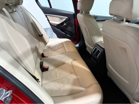 2018 BMW 3 Series D SPORT ZLSG 4DR AUTO €18,950 thumbnail