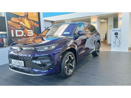 2025 Volkswagen Tayron R-Line Editon 75 2.0 TDI 150HP *7 SEATER, PARK ASSIST, REAR VIEW CAMERA* €67,995