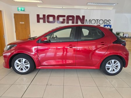 2022 Toyota Yaris * Jan 2026 Pricing * Hybrid Luna Automatic €16,950