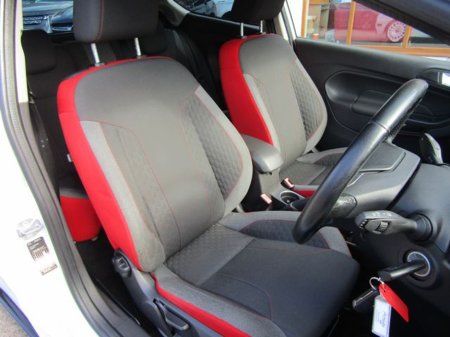 2016 Ford Fiesta Zetec-s 1.0 125PS S/s5spd 3DR €10,950 thumbnail