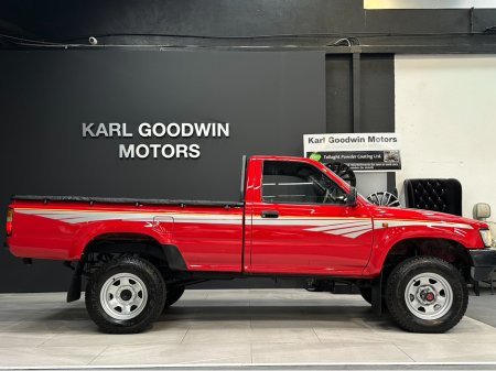 1996 Toyota Hilux 2.4D PICK UP MINT CONDITION €29,950 thumbnail