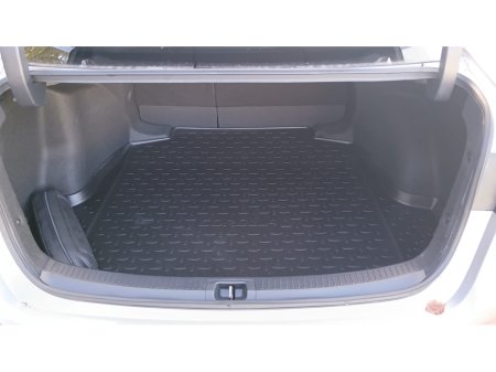 2022 Toyota Corolla HYBRID LUNA SPORT 4DR €26,000 thumbnail