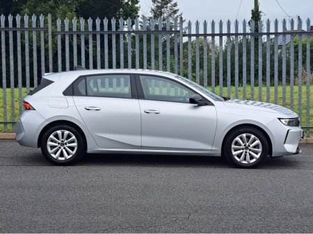 2024 Opel Astra SC 1.5TD 130PS 8 SPEED AUTOMATIC €28,950