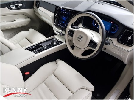 2023 Volvo XC60 T6 PHEV PLUS DARK AWD 5DR AUTO €44,990