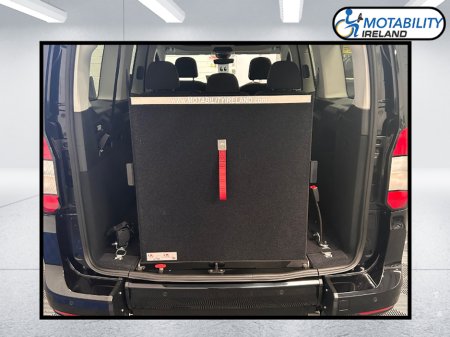 2026 Ford Tourneo Connect Titanium Spec Wheelchair Accessible €43,995 thumbnail