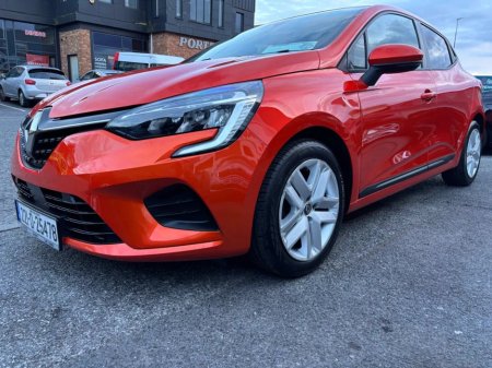 2022 Renault Clio Dynamique SCe 65 €14,000