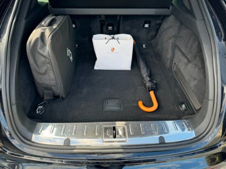 2018 Porsche Panamera SPT Turismo E HYB €62,884 thumbnail