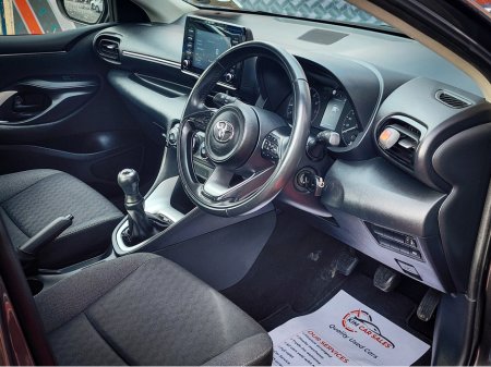 2022 Toyota Yaris 1.0 LUNA 4DR 1 Year Warranty €14,250 thumbnail