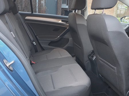 2016 Volkswagen Golf 1.2 TSI DSG 5DR 110HP Comfortline €13,990 thumbnail