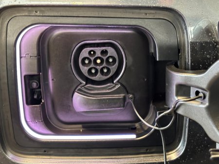 2019 BMW i3 94 Ah (33 kWh) Range Extender Auto [Suite interior design] €17,995 thumbnail