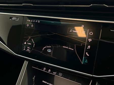 2020 Audi Q8 S LINE 50 TDI 286HP QUATTRO *PAN ROOF* €65,990 thumbnail