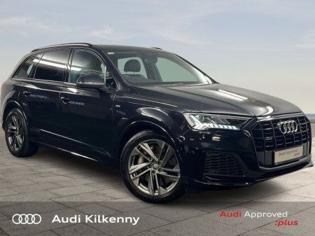 2021 Audi Q7 55 TFSI e S Line Black Edition - 381 bhp