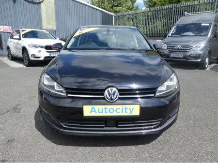 2015 Volkswagen Golf TSI Bluemotion €13,950