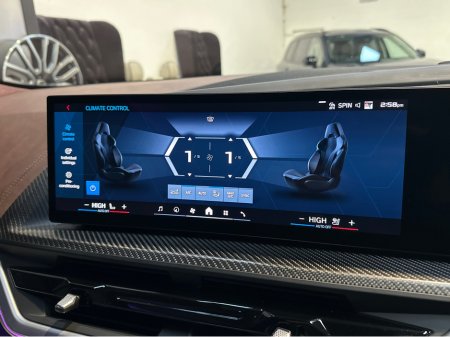 2024 BMW XM 50E PHEV AUTO MEGA SPEC €124,950 thumbnail