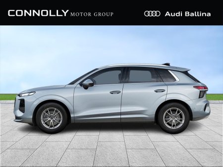 2026 Audi Q3 SE AUTO WITH TECH PACK AND TINTED WINDOWS €56,950