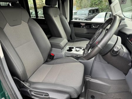 2025 INEOS Grenadier  €57,500 thumbnail