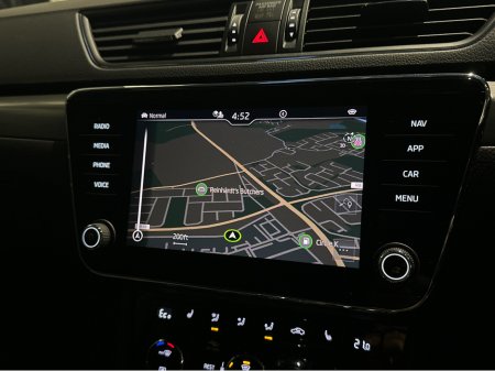 2023 Skoda Superb ESTATE E-HYBRID AUTOMATIC €29,950 thumbnail