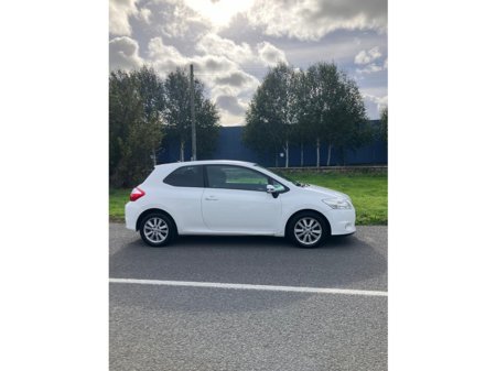 2012 Toyota Auris 1.4 D-4D TERRA 2DR €4,500