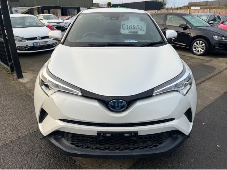 2017 Toyota C-HR 1.8 HYBRID AUTO LOW KM €16,950
