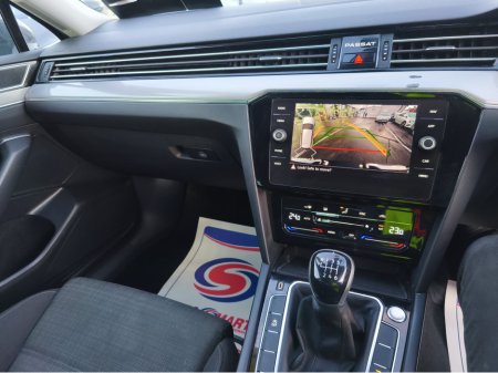 2021 Volkswagen Passat ESTATE BUS 2.0 TDI MANUAL 6SPEED FWD AA Approved 1 Year Warranty €19,950 thumbnail