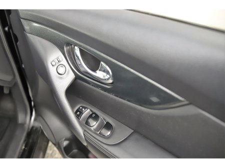 2017 Nissan X-Trail 1.6 DCI TEKNA 4WD 130BHP 7SEATS 6SPD *FULL LEATHER*EL.PAN ROOF*360 PARK CAM* thumbnail