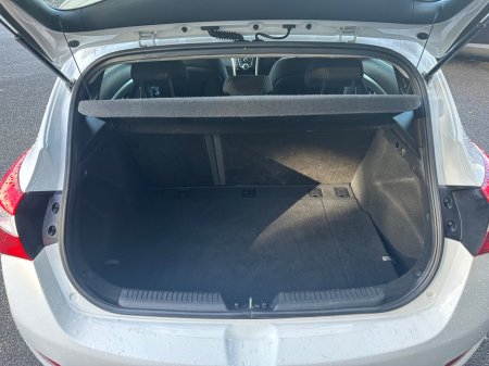 2016 Hyundai i30 1.6 Diesel Deluxe €13,950 thumbnail