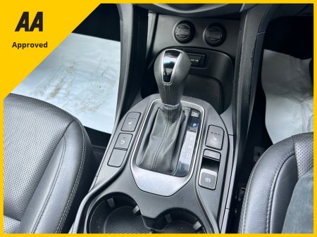 2015 Hyundai Santa Fe 2012 HYUNDAI SANTA FE 4WD AUTO PREMIUM 2.2d €14,950 thumbnail