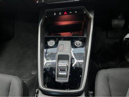 2021 Audi A3 €24950! 2021 AUDI A3 SPORTBACK 30TFSI ADVANCED 1.0 AUTOMATIC / CRUISE CONTROL / REVERSE CAMERA / ELECTRIC MEMORY & HEATED SEATS / PADDLE SHIFTERS €24,950 thumbnail