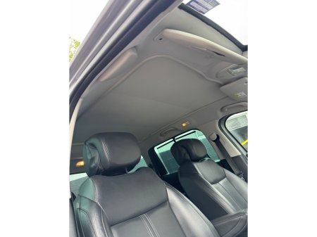 2016 Peugeot 5008 FAMILY 1.6 BLUE HDI 120 L LEATHER €6,950