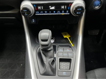 2022 Toyota Rav4 €34950! 2022 TOYOTA RAV4 HYBRID X 2.5 AUTOMATIC / CRUISE CONTROL / REVERSE CAMERA €34,950 thumbnail