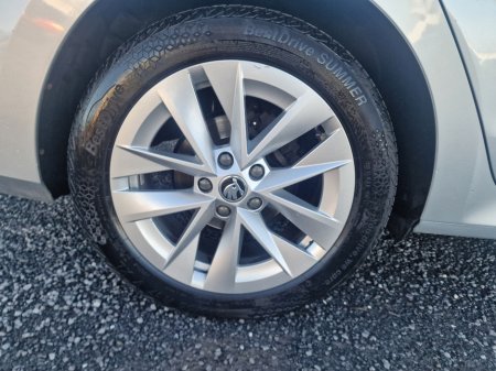 2022 Skoda Octavia AMBITION 2.0tdi 115HP 5DR €21,950