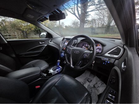 2017 Hyundai Santa Fe 2WD EXECUTIVE AUTOMATIC 5DR AU €16,950 thumbnail