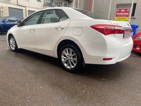 2016 Toyota Corolla 1.4 D-4D LUNA 4DR €13,750 thumbnail