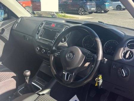 2011 Volkswagen Tiguan 4X4 2.0 TDI 4WD 140BHP TRACK & FIELD €8,450 thumbnail