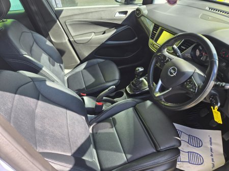 2022 Opel Crossland Elite 1.5 Turbo D 110PS 6 Speed €17,950 thumbnail