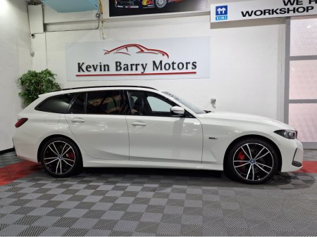 2022 BMW 3 Series 330E TOURING M SPORT (PRO PACK) LCI AUTOMATIC **ONE OWNER / TOP SPEC / 19