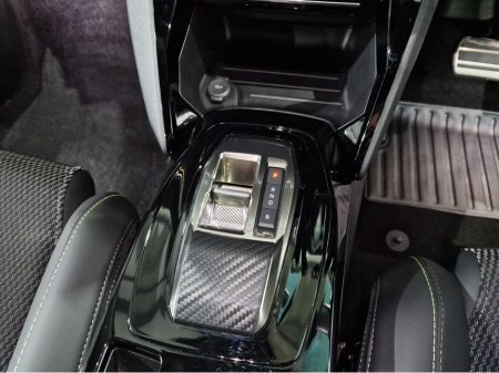 2024 Peugeot 2008 EV GT (50KWH BATTERY) AUTOMATIC **ONE OWNER / TOP SPEC / APPLE CARPLAY / CRUISE CONTROL / HALF LEATHER / KEYLESS ENTRY / REVERSE CAMERA / WIRELESS PHONE CHARGING / PEUGEOT WARRANTY 03|2027** €25,900 thumbnail