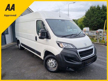 2021 Peugeot Boxer 335 L3 H2 2.2 BLUE HDI 1 140 3DR €13,821