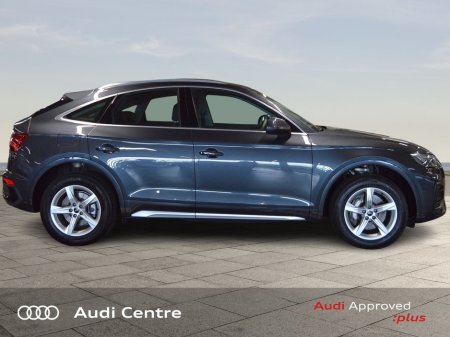 2023 Audi Q5 50 SB TFSI-e 299HP S-tronic Quattro SE €54,999