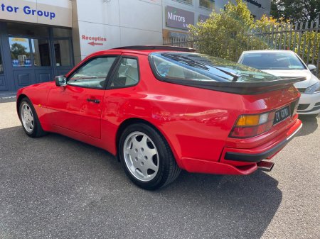 1989 Porsche 944  €24,895