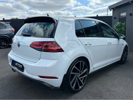 2017 Volkswagen Golf GTD 184PS 5DR AUTO €21,750 thumbnail