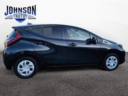 2022 Toyota Aqua 1.5 Hybrid New Model €17,900 thumbnail