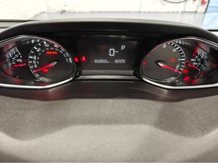 2016 Peugeot 308 1.6 HDI BLUE 120 ALLURE E EAT6 5DR AUTO €9,750 thumbnail