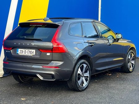 2023 Volvo XC60 T6 PLUS DARK AWD 2.0 HYBRID * HIGH SPEC * // PANORAMIC SUNROOF // LEATHER HEATED SEATS // 360 PARKING CAMERAS €39,950 thumbnail