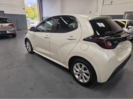 2020 Toyota Yaris Hybrid €17,950