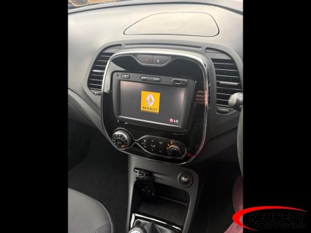 2016 Renault Captur INTENSE 1.5 DCI 90 EU6M 4DR €9,500 thumbnail
