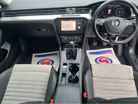 2019 Volkswagen Passat VW PASSAT GT 2.0 150BHP PAN ROOF ONLY 15K MILES!!!!!!LIKE NEW!!!! €26,995 thumbnail