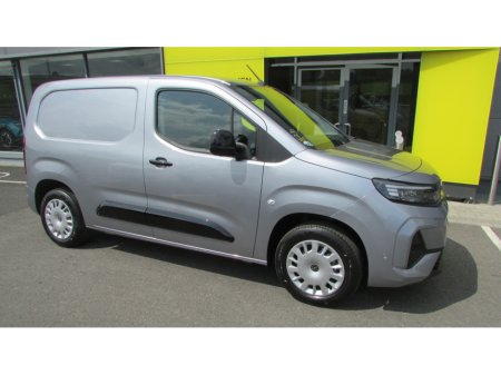 2025 Opel Combo SPORTIVE 1.5 D-TURBO