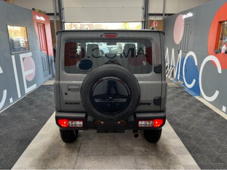 2023 Suzuki Jimny €27950! 2023 JIMNY MANUAL / HEATED SEATS / APPLE CARPLAY / REVERSE CAMERA €27,950